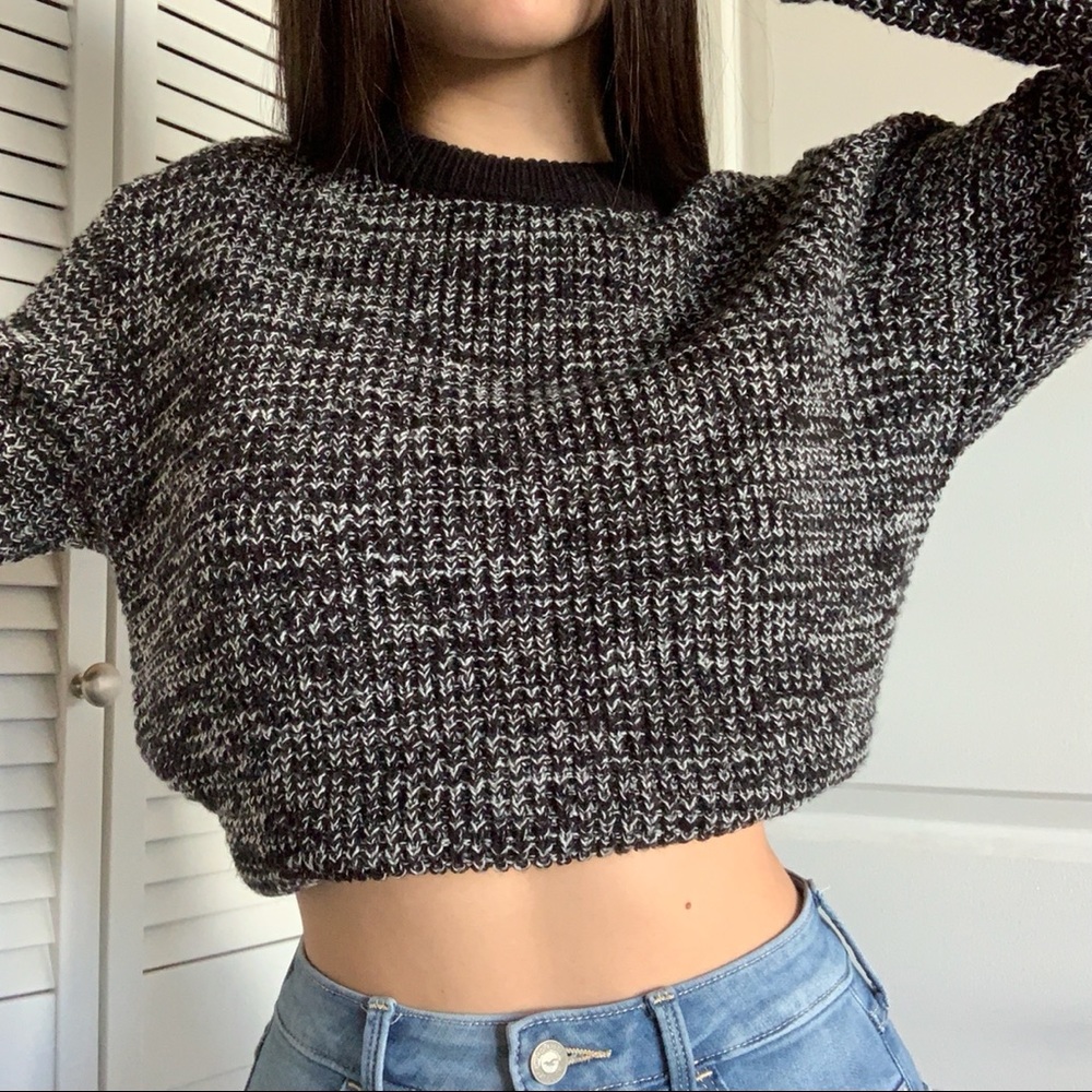 Oversized Black Crewneck Sweater - Picture 4 of 6